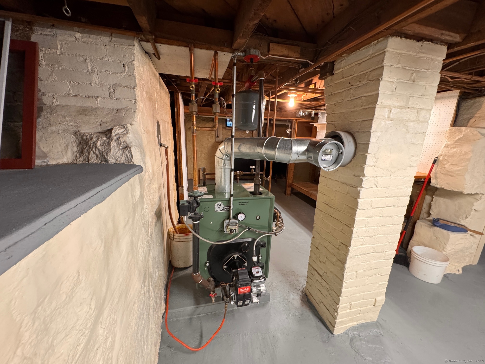 17 High Street Groton, CT 06340 - Photo 37 of 39