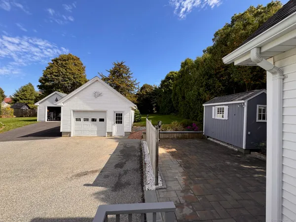 $795,900 | 17 High Street, Groton, CT 06340