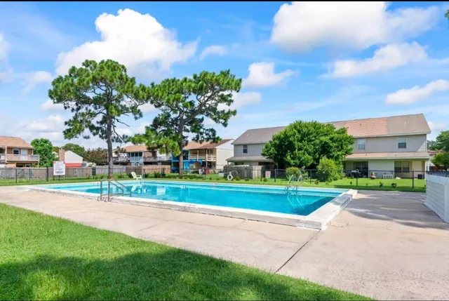 $1,750 | 145 4th Avenue, Unit B3, Shalimar, FL 32579