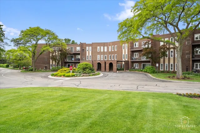 a view of a house with swimming pool