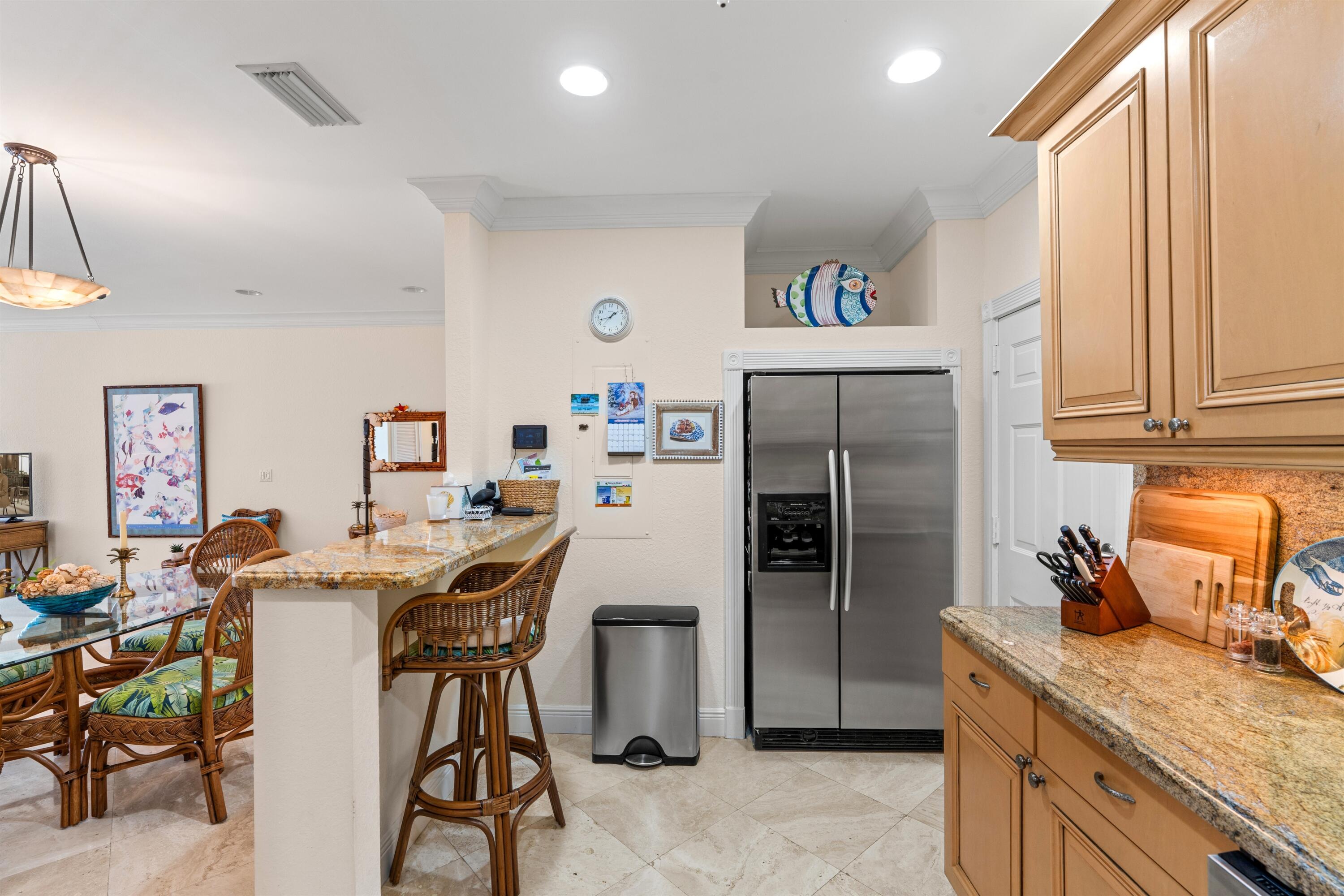 5900 Old Ocean Boulevard, Unit B5 Ocean Ridge, FL 33435 - Photo 7 of 21 KITCHEN_STRAIGHT_2_DT