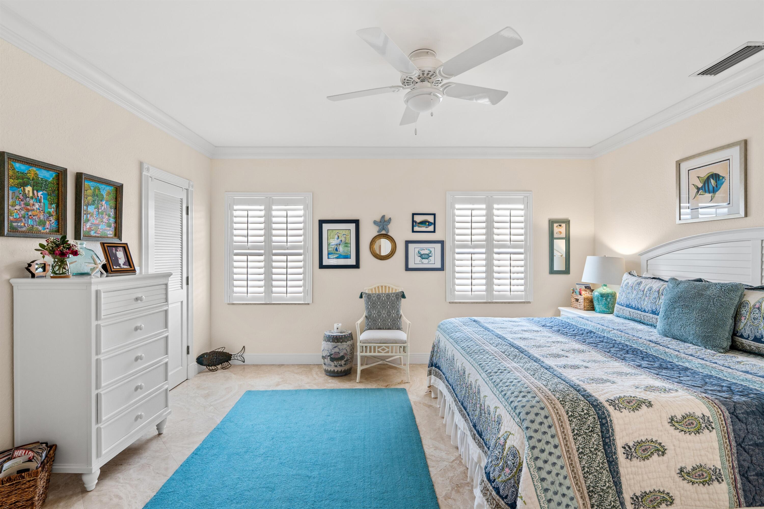 5900 Old Ocean Boulevard, Unit B5 Ocean Ridge, FL 33435 - Photo 9 of 21 PRIMARY_BEDROOM_STRAIGHT_DT