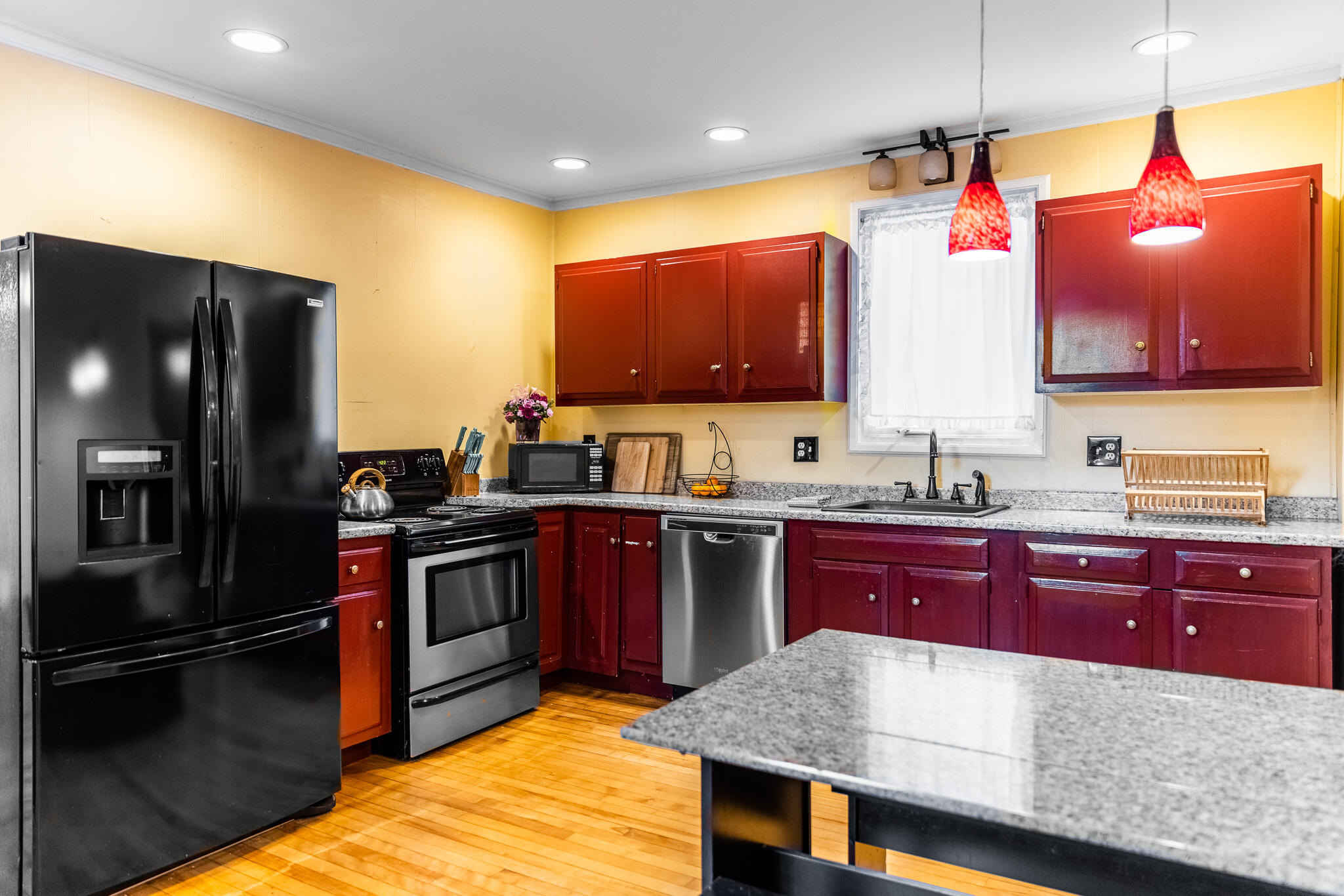 144 3rd Street Bangor, ME 04401 - Photo 4 of 31 04 Unit 1