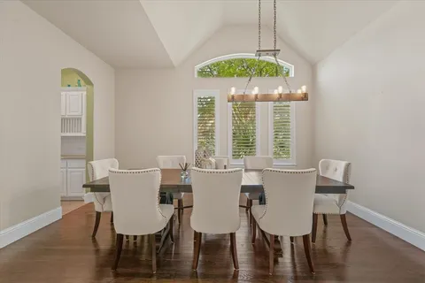 $825,000 | 6152 Stapleford Circle, Dallas, TX 75252