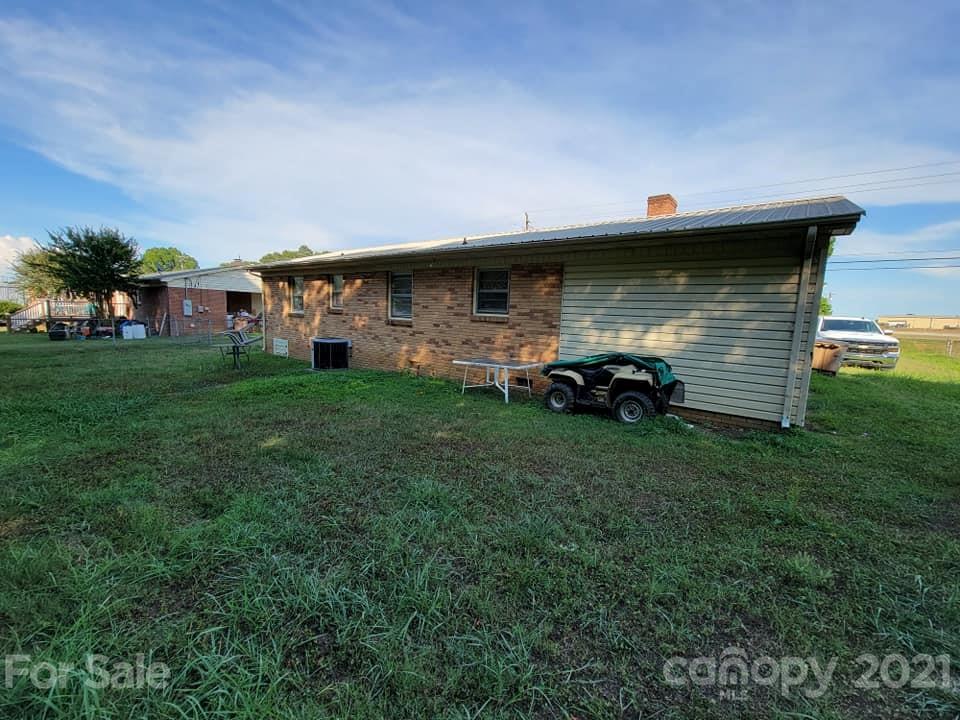 607 North Post Road Shelby, NC 28150 - Photo 2 of 12 Gallery Image 2