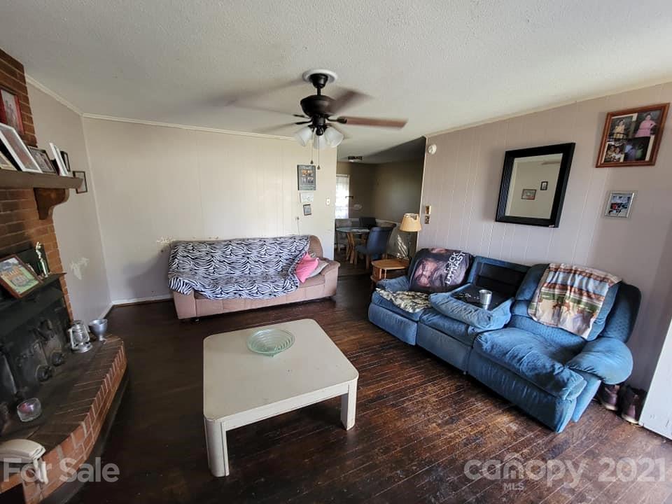 607 North Post Road Shelby, NC 28150 - Photo 5 of 12 Gallery Image 5