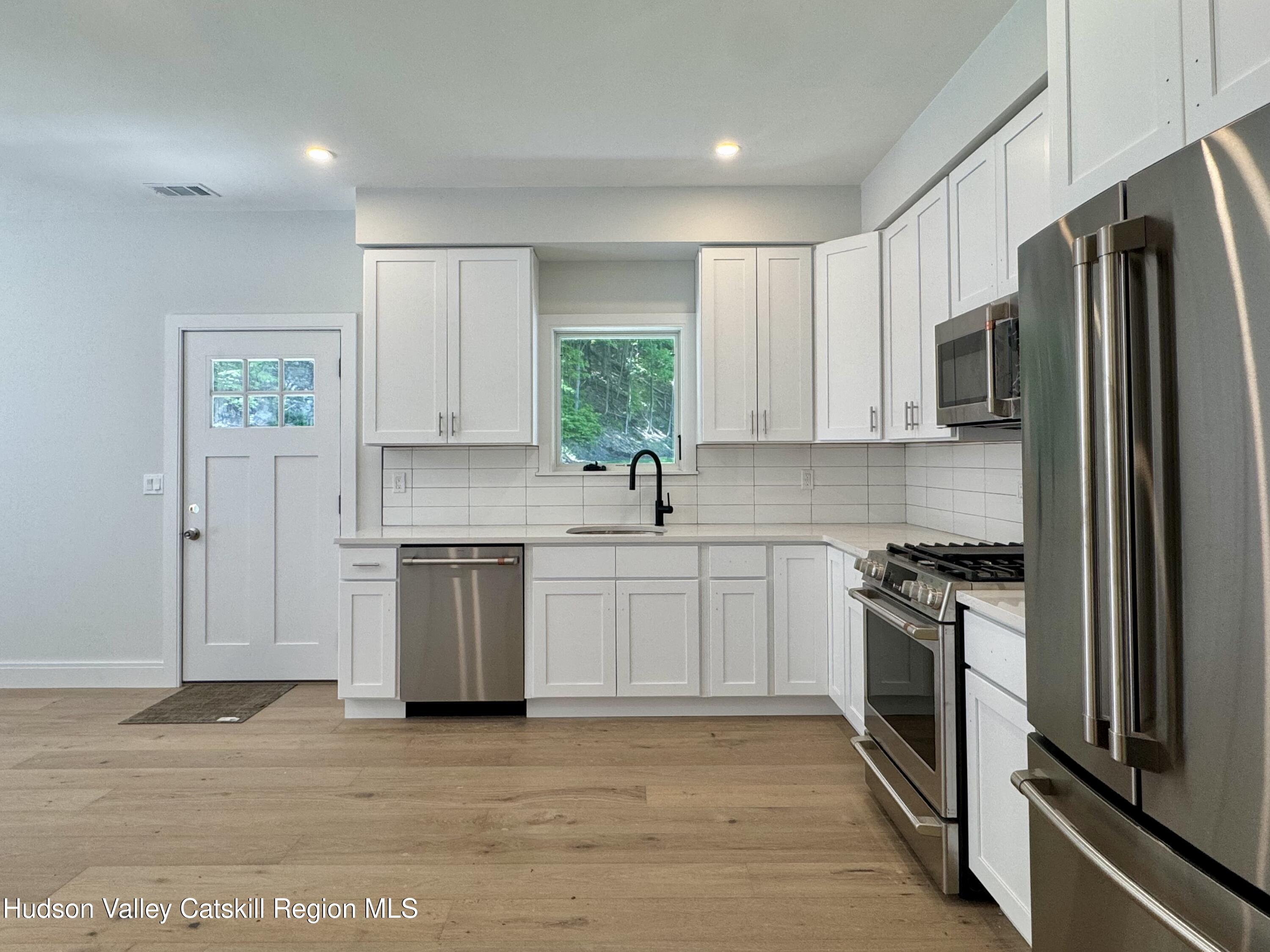 651 Granite Road, Unit 1 Kerhonkson, NY 12446 - Photo 6 of 19 IMG_0516
