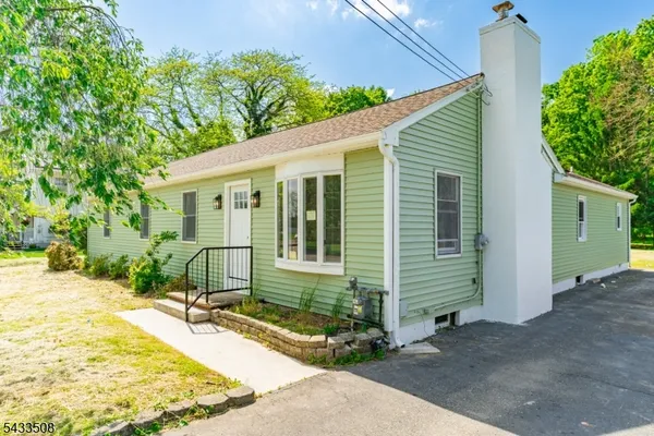 $600,000 | 506 Warren Street, Hackettstown, NJ 07840
