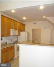 8323 Gaither Street, Unit 265 Manassas, VA 20110 - Photo 11 of 29 Kitchen