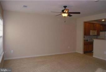 8323 Gaither Street, Unit 265 Manassas, VA 20110 - Photo 9 of 29 Living Room