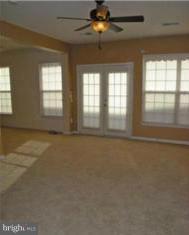 8323 Gaither Street, Unit 265 Manassas, VA 20110 - Photo 10 of 29 Living Room