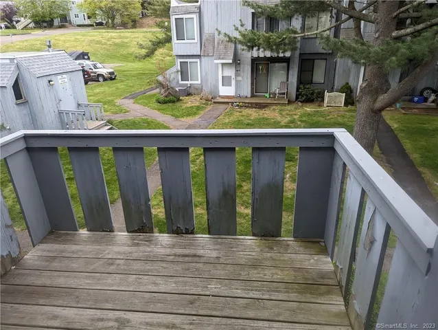 $1,700 | 12 Cedar Court, Unit G, East Haven, CT 06513