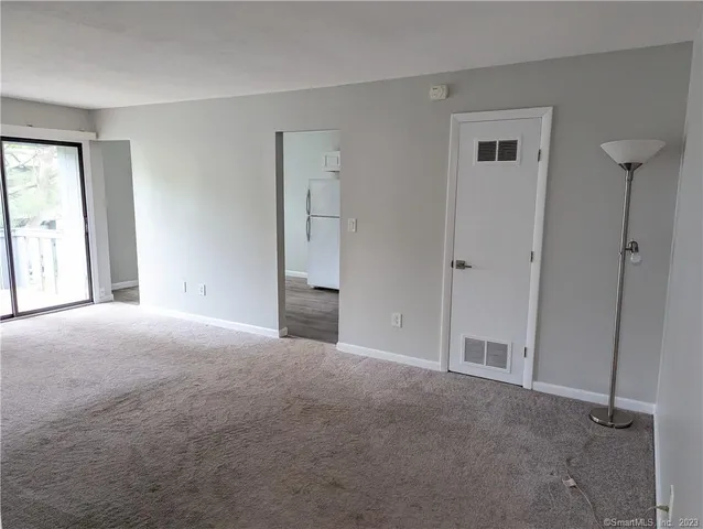 $1,700 | 12 Cedar Court, Unit G, East Haven, CT 06513