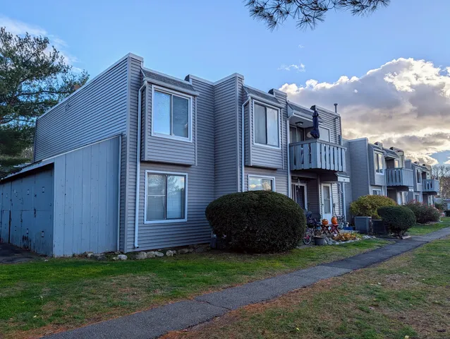 $1,700 | 12 Cedar Court, Unit G, East Haven, CT 06513