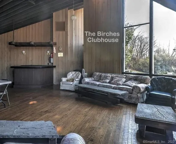 $1,700 | 12 Cedar Court, Unit G, East Haven, CT 06513