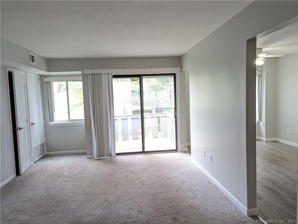 12 Cedar Court, Unit G East Haven, CT 06513 - Photo 4 of 23