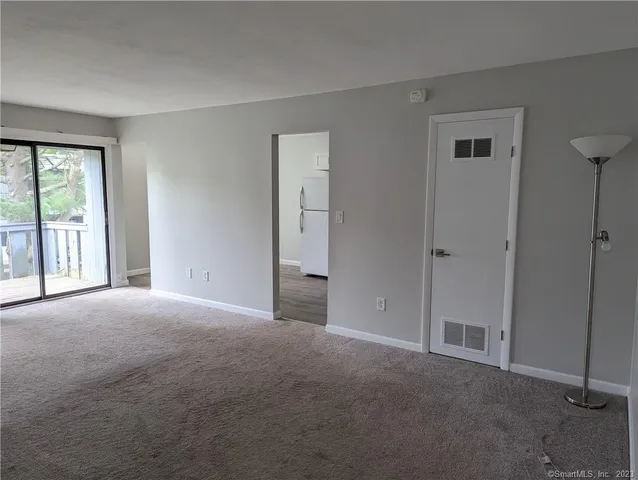 $1,700 | 12 Cedar Court, Unit G, East Haven, CT 06513