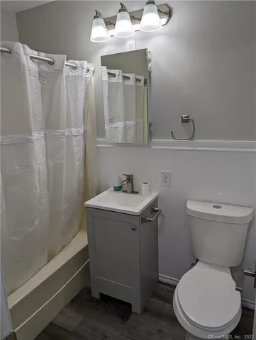 $1,700 | 12 Cedar Court, Unit G, East Haven, CT 06513