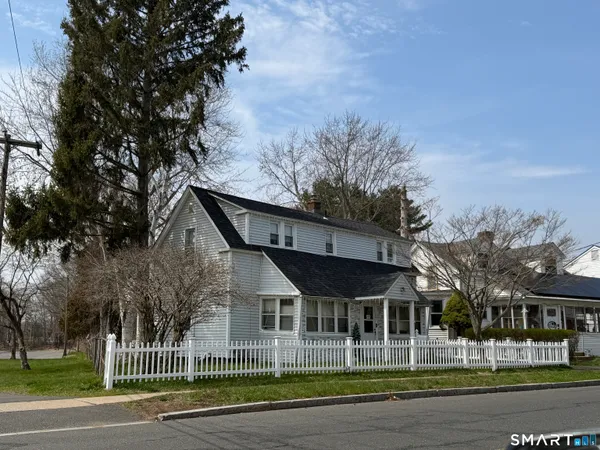 $330,000 | 207 Main Street, East Hartford, CT 06118