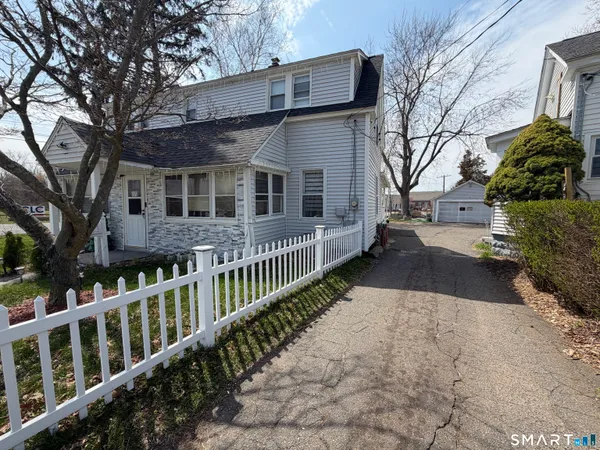 $330,000 | 207 Main Street, East Hartford, CT 06118