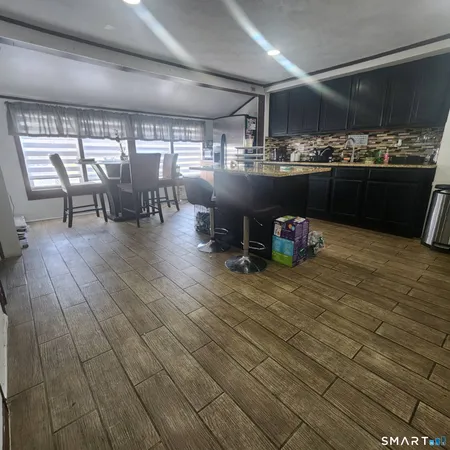 $330,000 | 207 Main Street, East Hartford, CT 06118