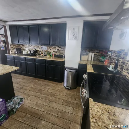 $330,000 | 207 Main Street, East Hartford, CT 06118