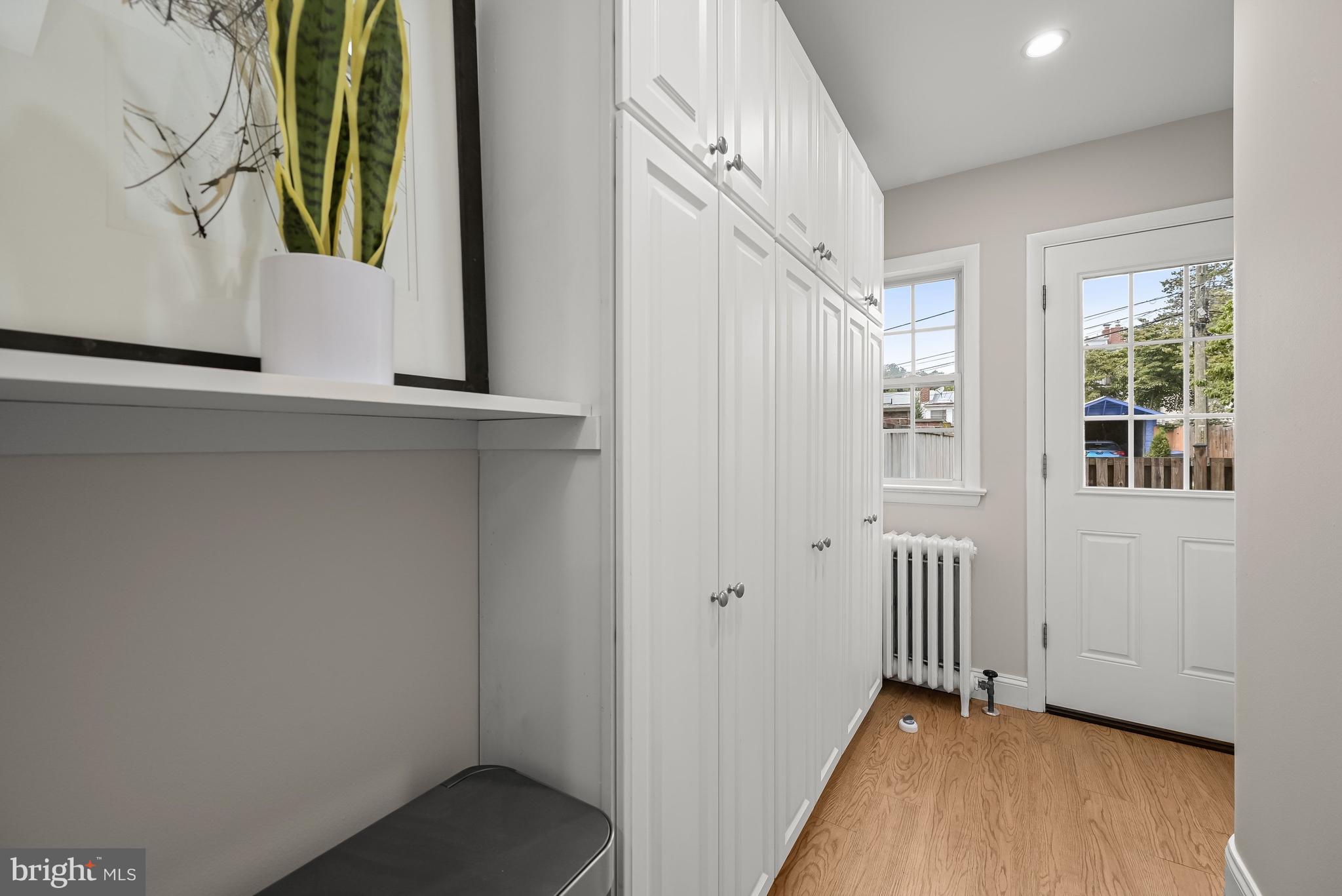 3527 R Street Northwest Washington, DC 20007 - Photo 13 of 31 Mudroom/Pantry