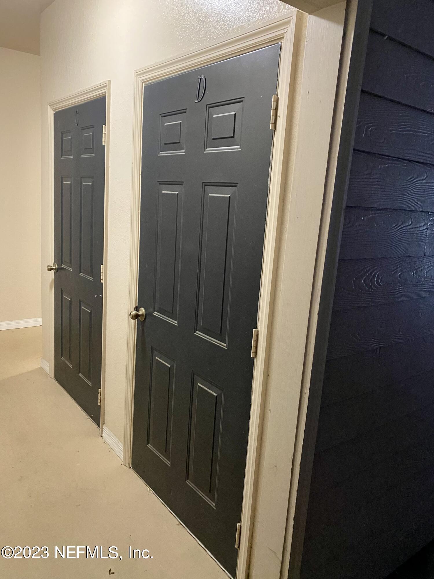 10961 Burnt Mill Road, Unit 427 Jacksonville, FL 32256 - Photo 28 of 50 a view of a hallway