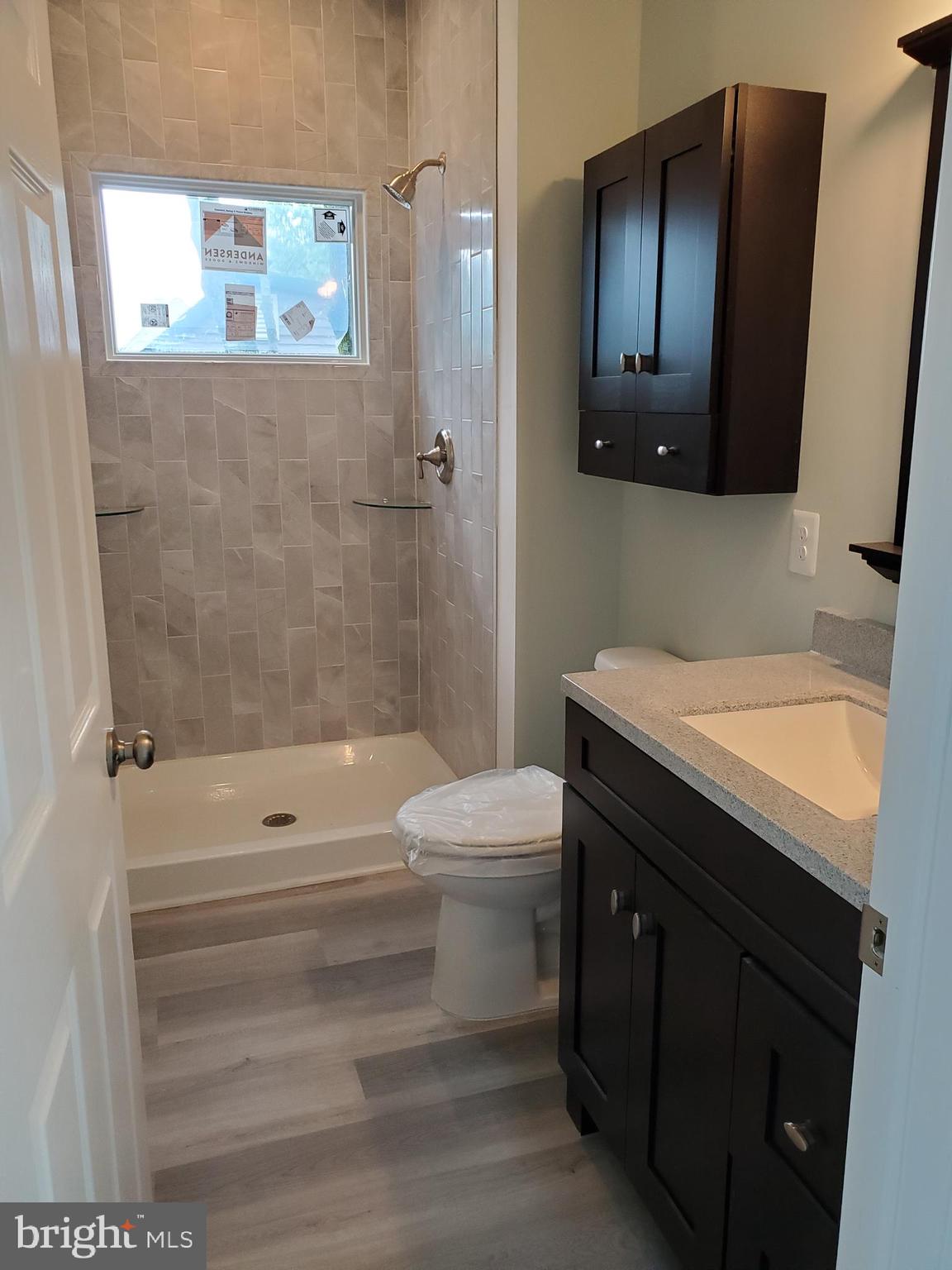 720 Kuser Road Hamilton, NJ 08619 - Photo 18 of 24 Main level bath w/tile shower
