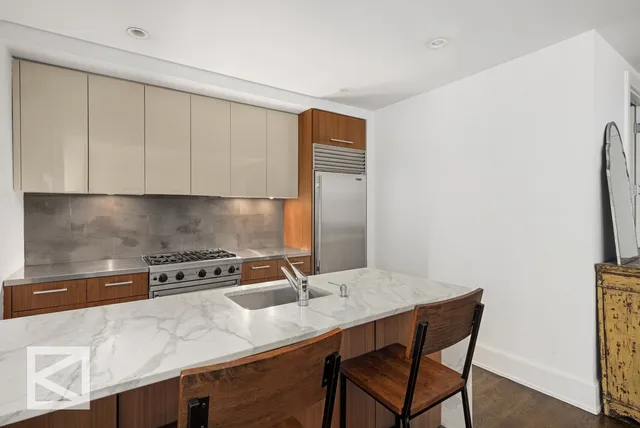 $2,395,000 | 260 Park Avenue South, Unit 10I | Flatiron