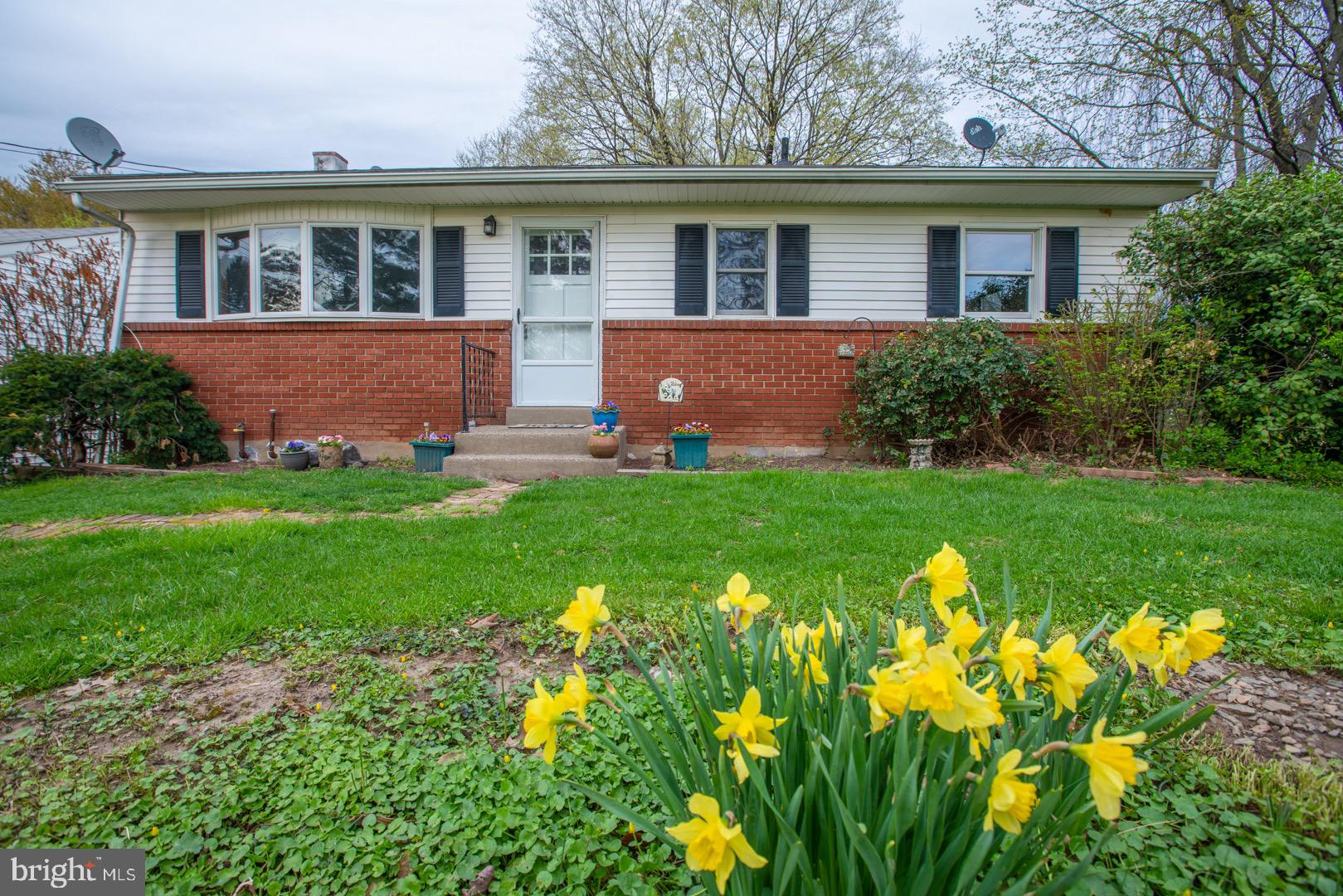 3115 Pickertown Road Warrington, PA 18976 - Photo 2 of 25 Gallery Image 2
