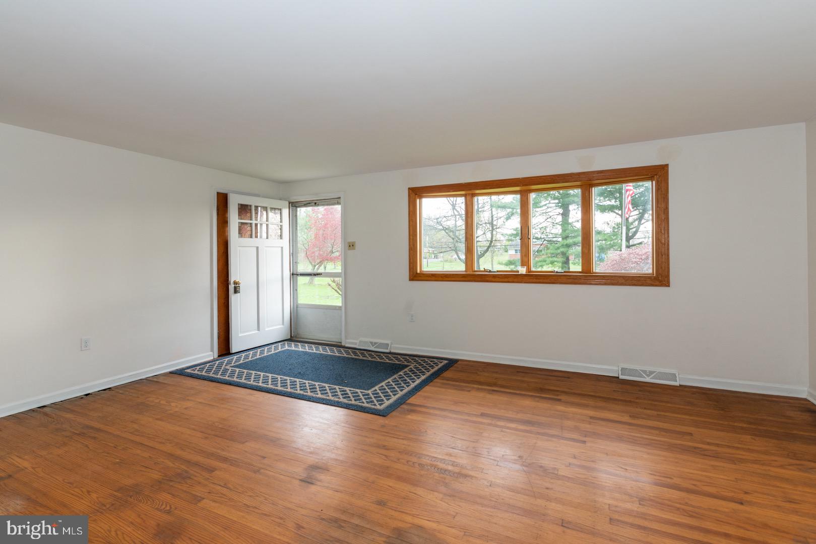 3115 Pickertown Road Warrington, PA 18976 - Photo 9 of 25 Gallery Image 9