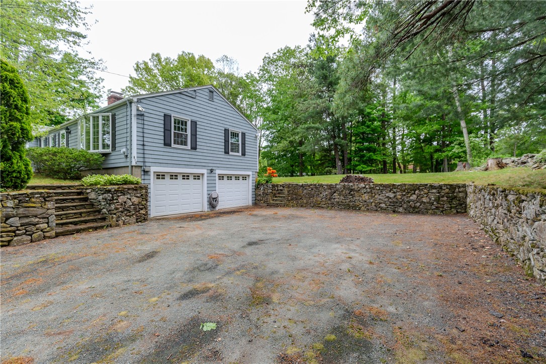 615 West Greenville Road Scituate, RI 02857 - Photo 5 of 50