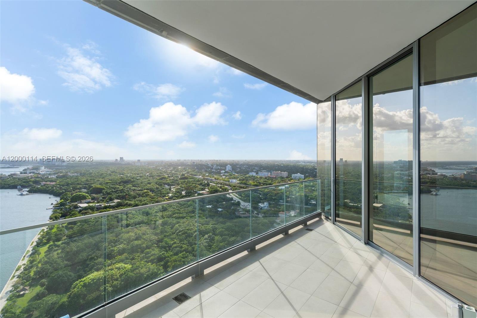 175 Southeast 25th Road, Unit 3003 Miami, FL 33129 - Photo 22 of 90