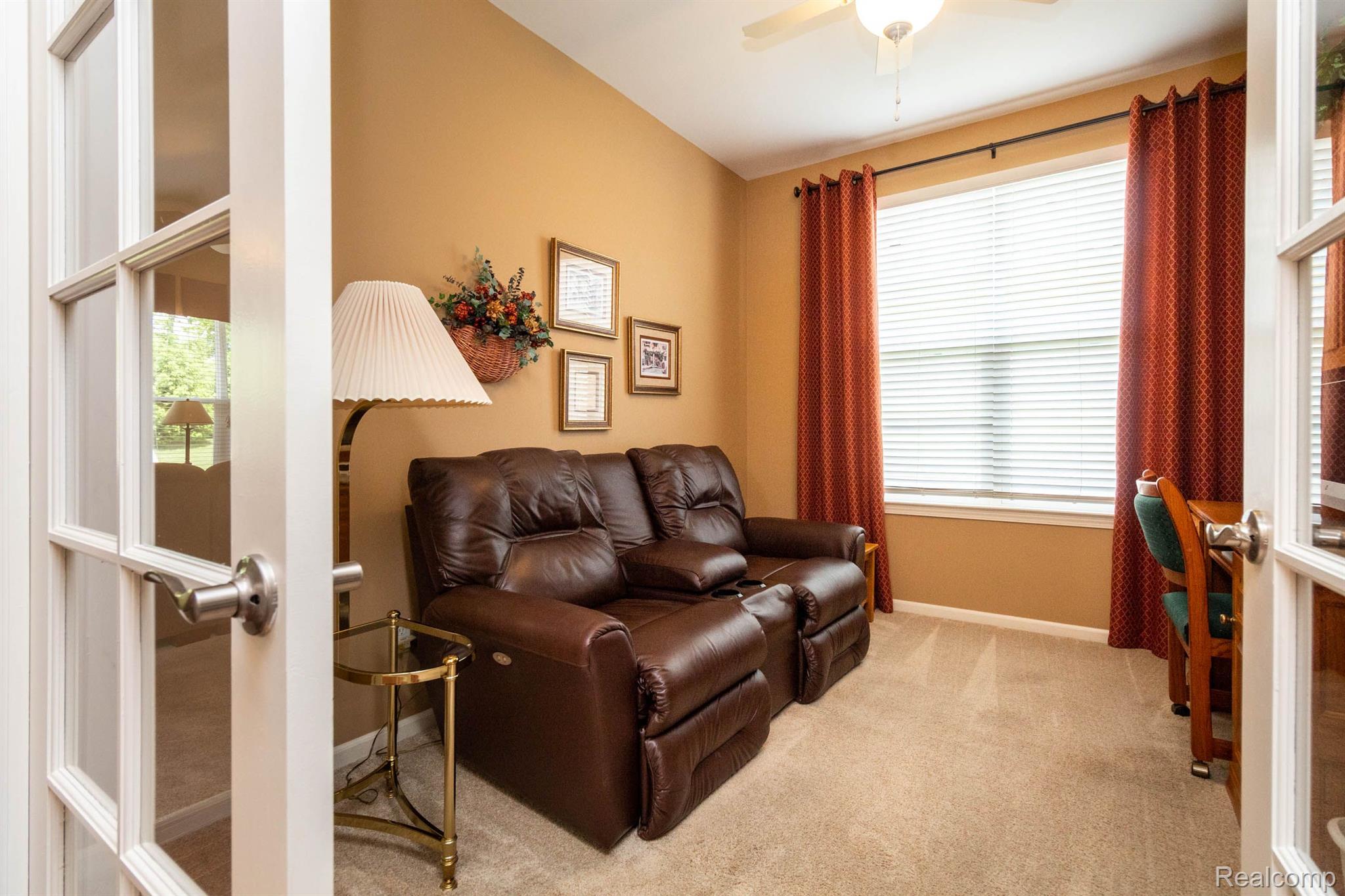 49368 Hawksburry Road Canton, MI 48188 - Photo 22 of 48 Gallery Image 22