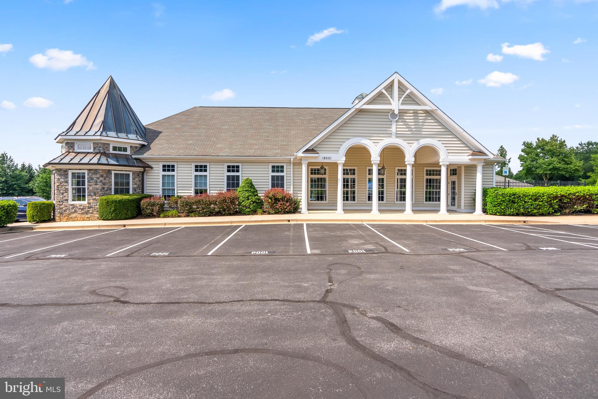 14421 Ashleigh Greene Road Boyds, MD 20841 - Photo 76 of 95 Neighborhood Club House on Kings Crossing Blvd