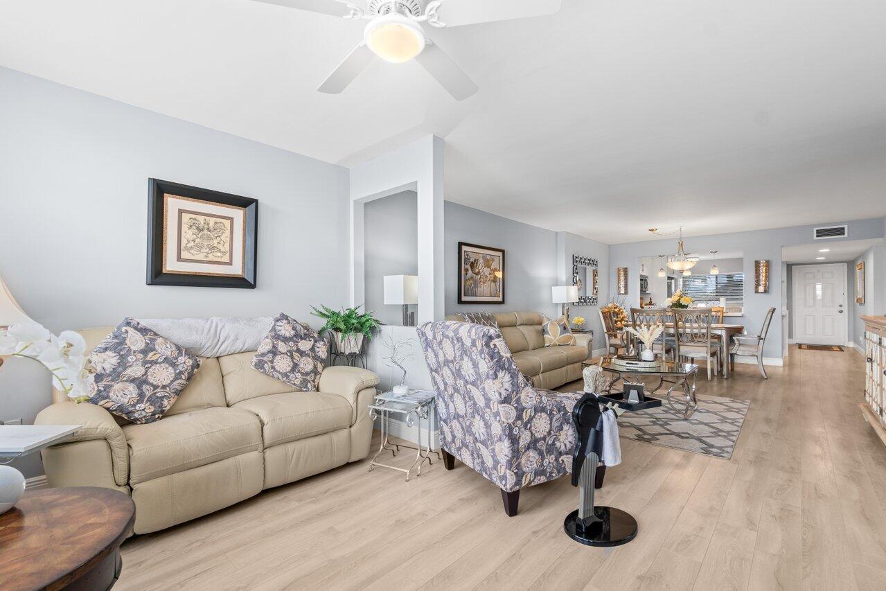 15075 Witney Road, Unit 312 Delray Beach, FL 33484 - Photo 14 of 33 017-15075WitneyRoad-312-DelrayBeach-FL-3