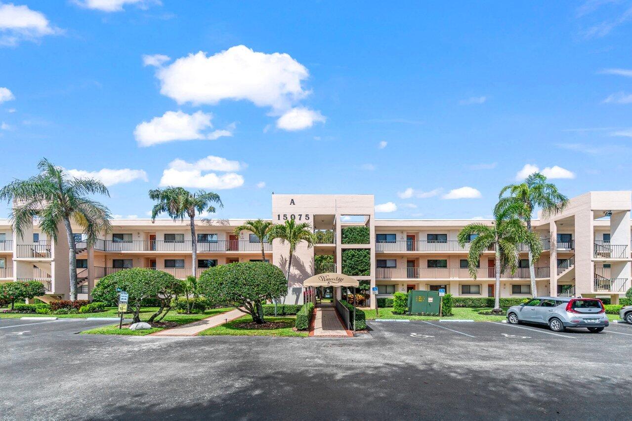 15075 Witney Road, Unit 312 Delray Beach, FL 33484 - Photo 28 of 33 001-15075WitneyRoad-312-DelrayBeach-FL-3