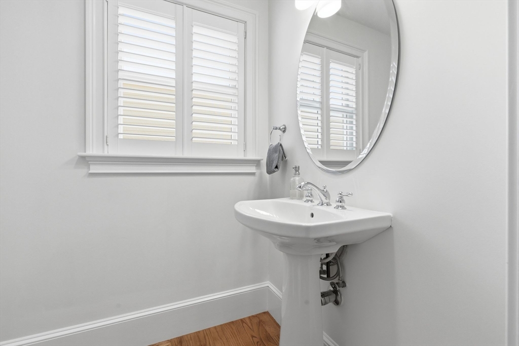 21 Wesley Street Boston, MA 02129 - Photo 19 of 32