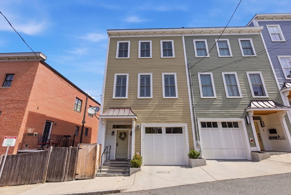 21 Wesley Street Boston, MA 02129 - Photo 29 of 32