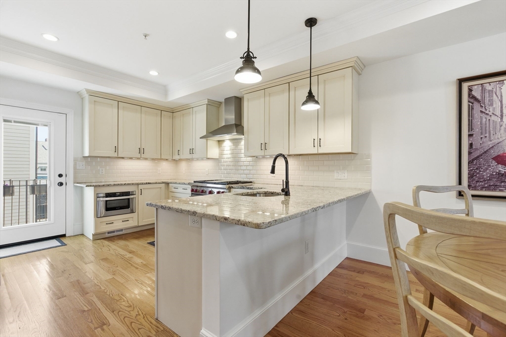 21 Wesley Street Boston, MA 02129 - Photo 4 of 32