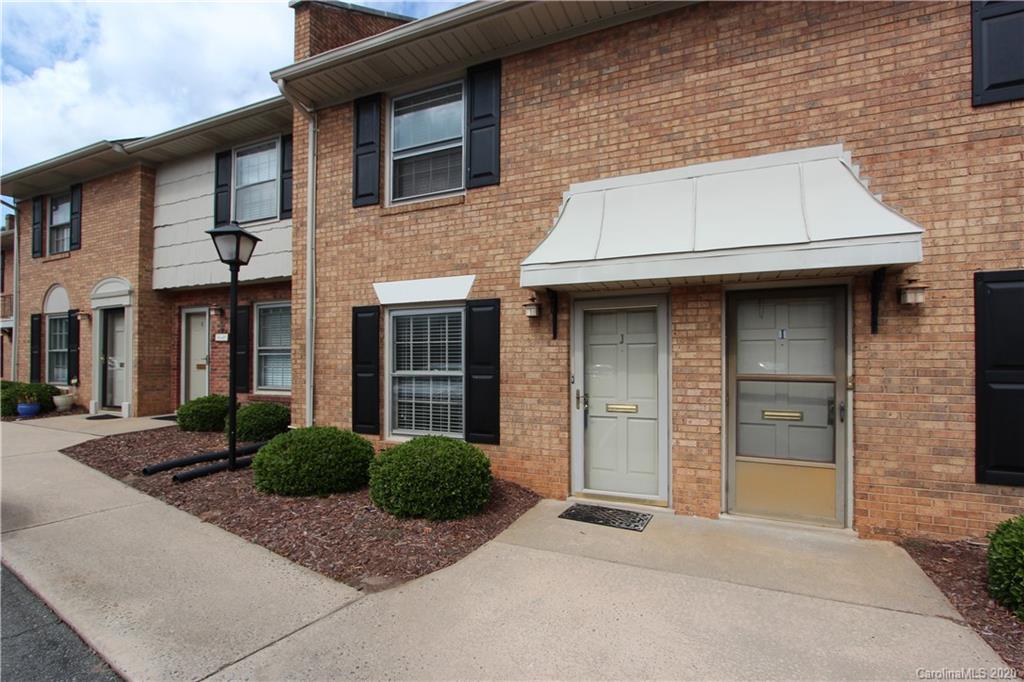 3720 Park Road, Unit J Charlotte, NC 28209 - Photo 2 of 17