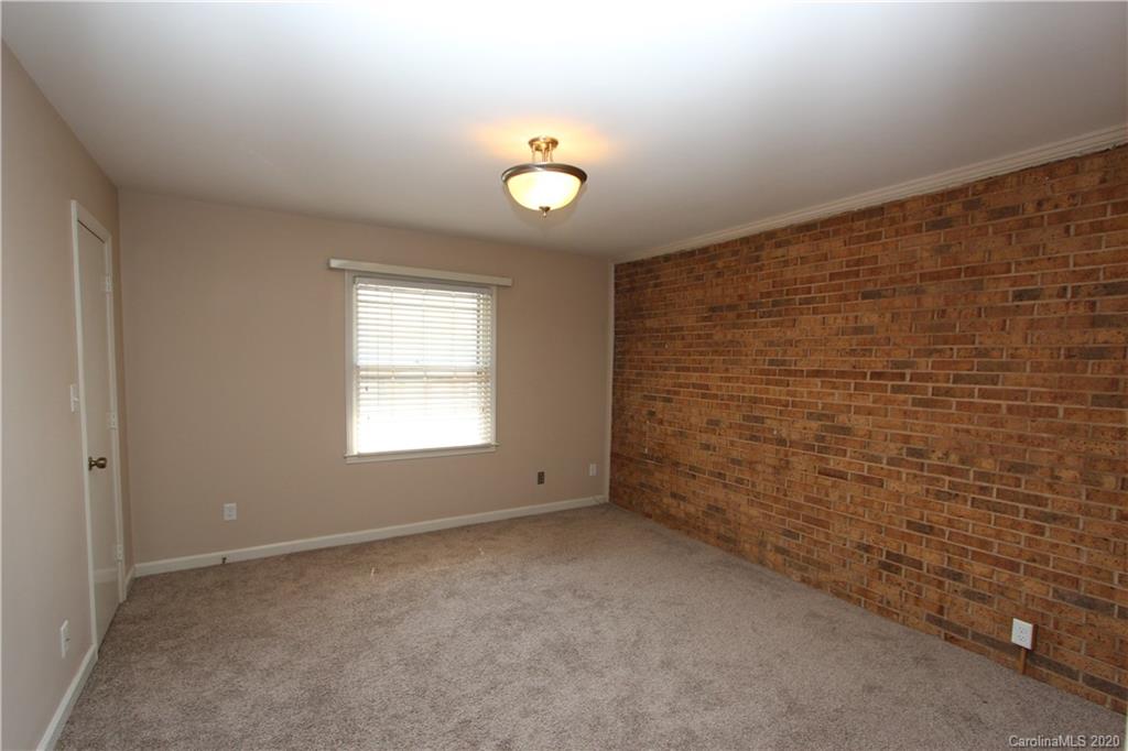 3720 Park Road, Unit J Charlotte, NC 28209 - Photo 13 of 17
