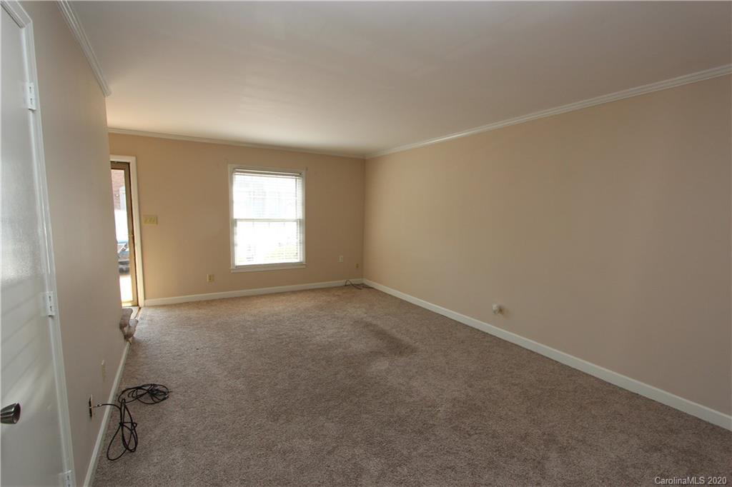 3720 Park Road, Unit J Charlotte, NC 28209 - Photo 5 of 17