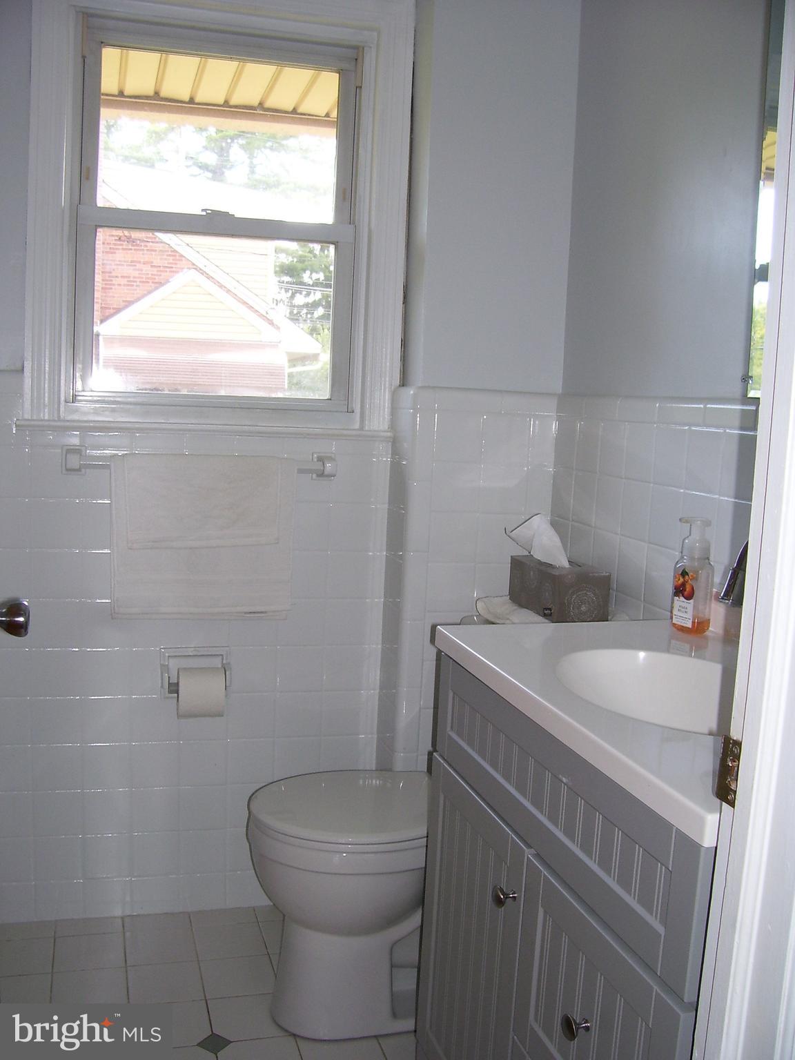 301 Ogden Place Springfield, PA 19064 - Photo 13 of 34 Gallery Image 13