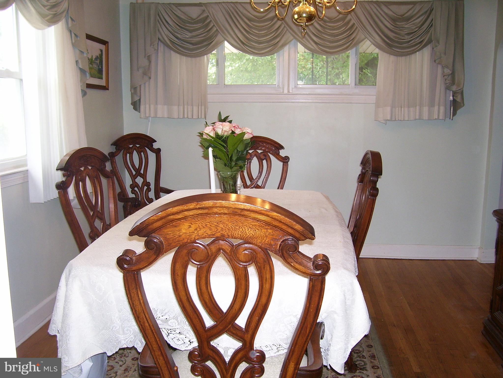 301 Ogden Place Springfield, PA 19064 - Photo 7 of 34 Gallery Image 7