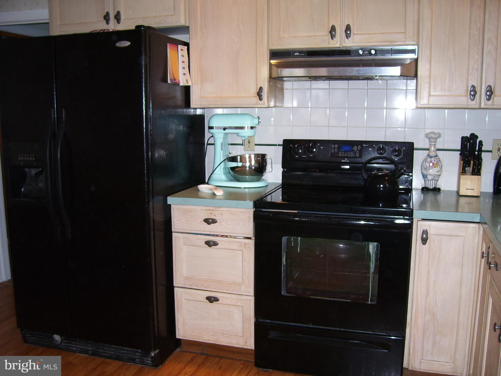 301 Ogden Place Springfield, PA 19064 - Photo 10 of 34 Gallery Image 10