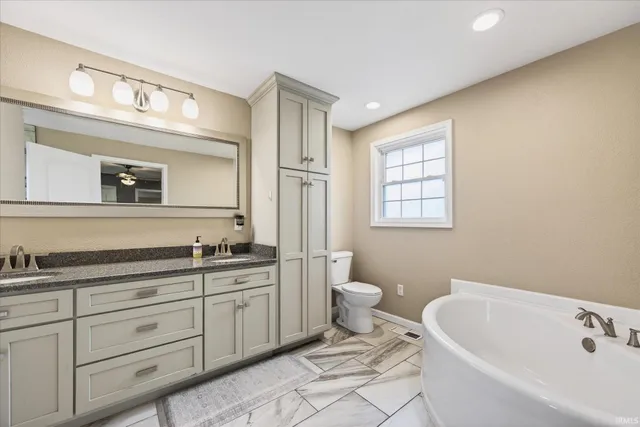 $265,000 | 315 East Walnut Street, Odon, IN 47562