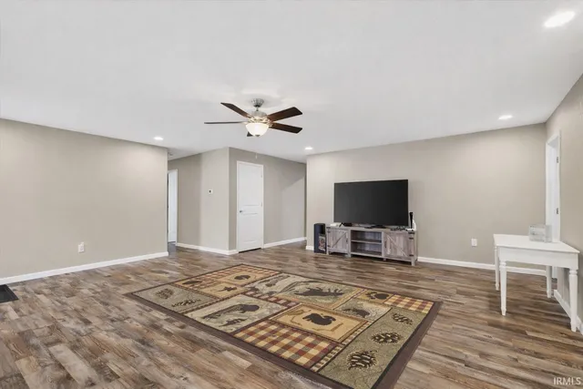 $265,000 | 315 East Walnut Street, Odon, IN 47562