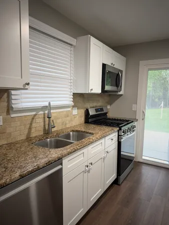 $2,650 | 1201 Haverhill Circle, Naperville, IL 60563